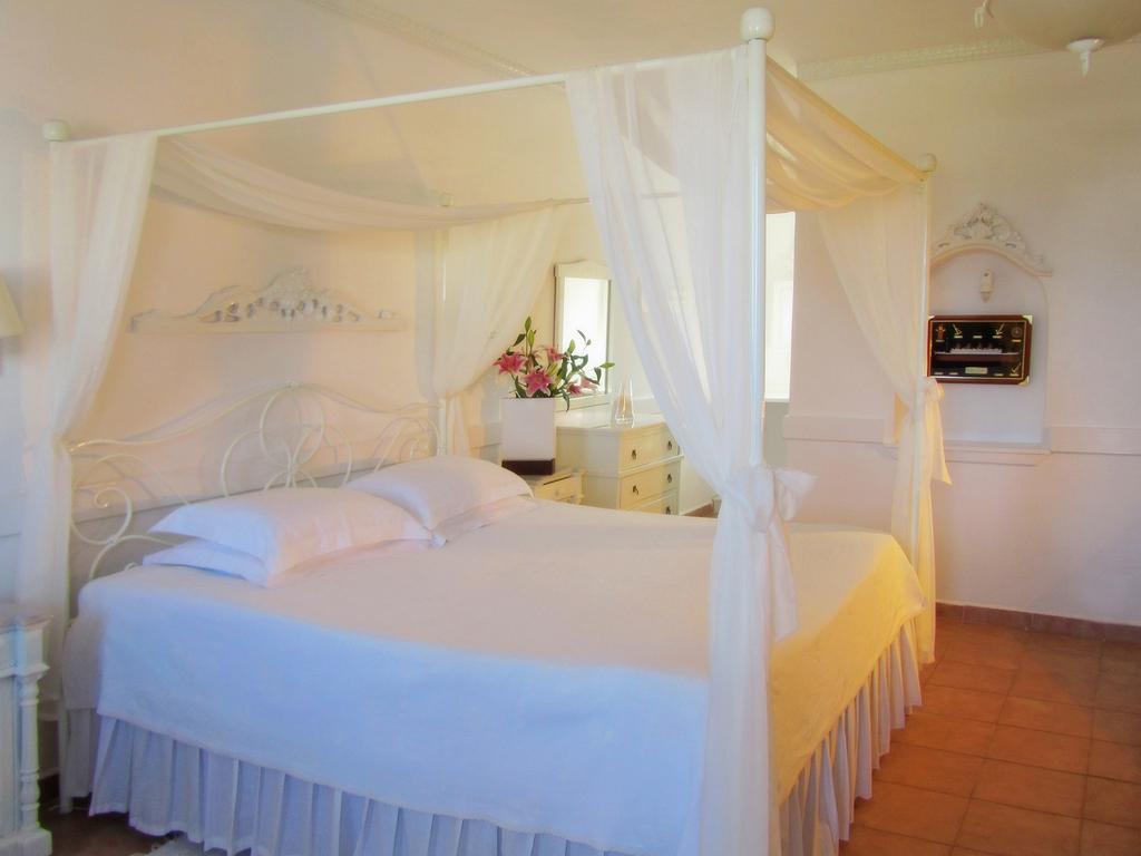 Porto Scoutari Romantic Hotel 스칼라 외부 사진