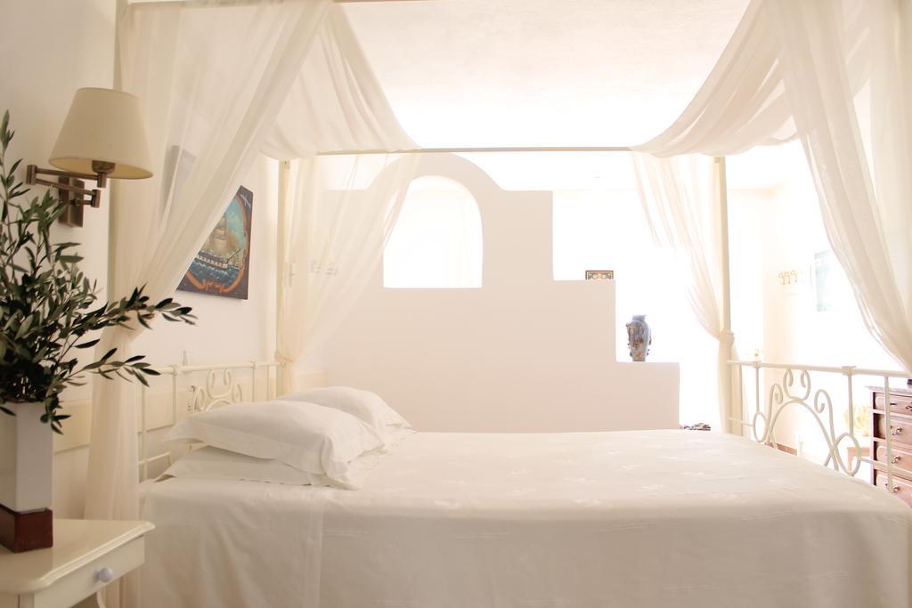 Porto Scoutari Romantic Hotel 스칼라 외부 사진