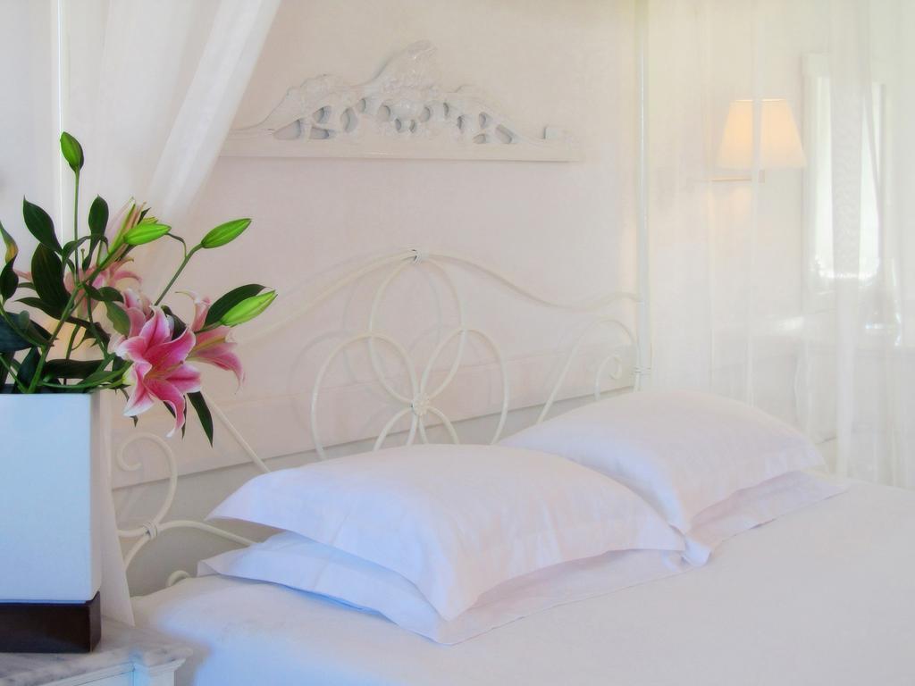 Porto Scoutari Romantic Hotel 스칼라 외부 사진